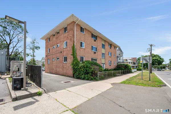 $2,899,999 | 1795 North Avenue, Bridgeport, CT 06604