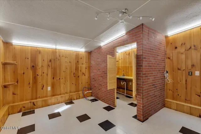 $340,000 | 16 Pine Avenue, Sand Lake, NY 12018