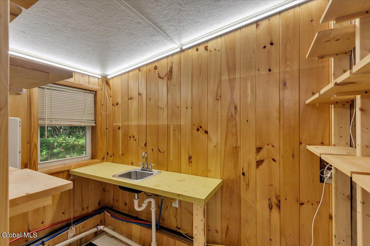 16 Pine Avenue Sand Lake, NY 12018 - Photo 38 of 47 41-IMG_2347