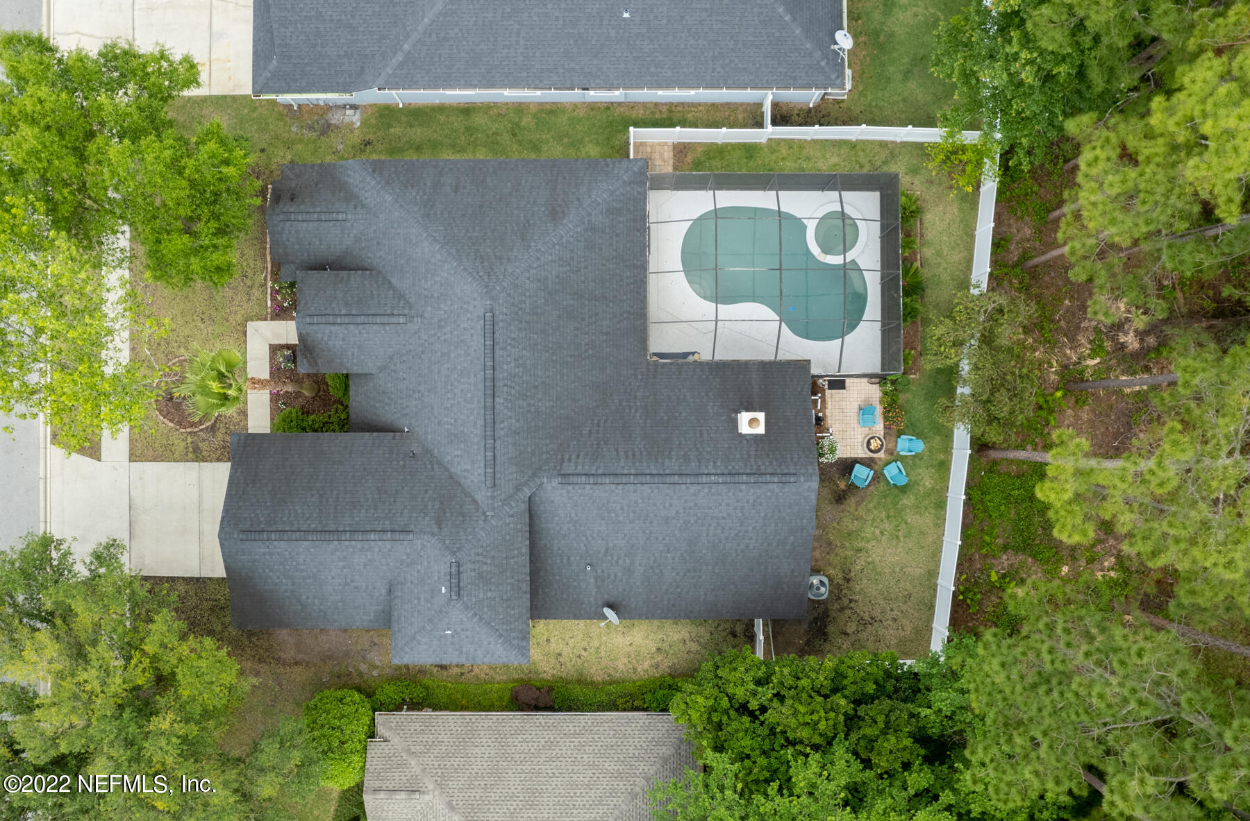 8713 Reedy Branch Drive Jacksonville, FL 32256 - Photo 35 of 38 an aerial view of a house with a yard