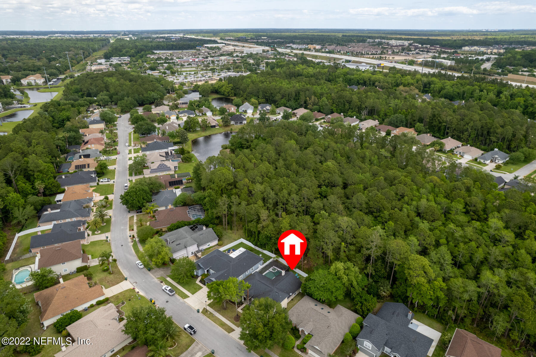 8713 Reedy Branch Drive Jacksonville, FL 32256 - Photo 36 of 38 an aerial view of a house with a garden