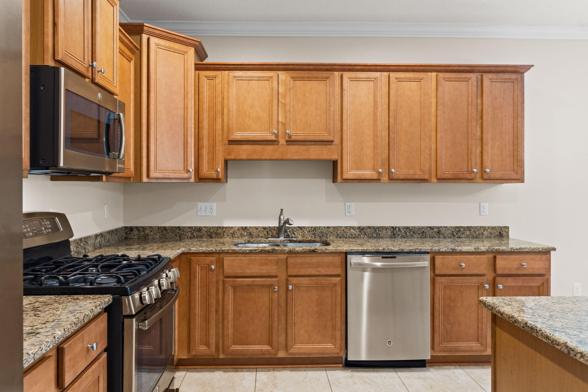 233 Whitman Way Freeport, FL 32439 - Photo 15 of 90 11-web-or-mls-FDP00066
