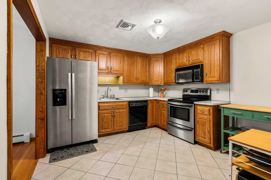 41 Gill Street, Unit A Walpole, MA 02081 - Photo 13 of 41