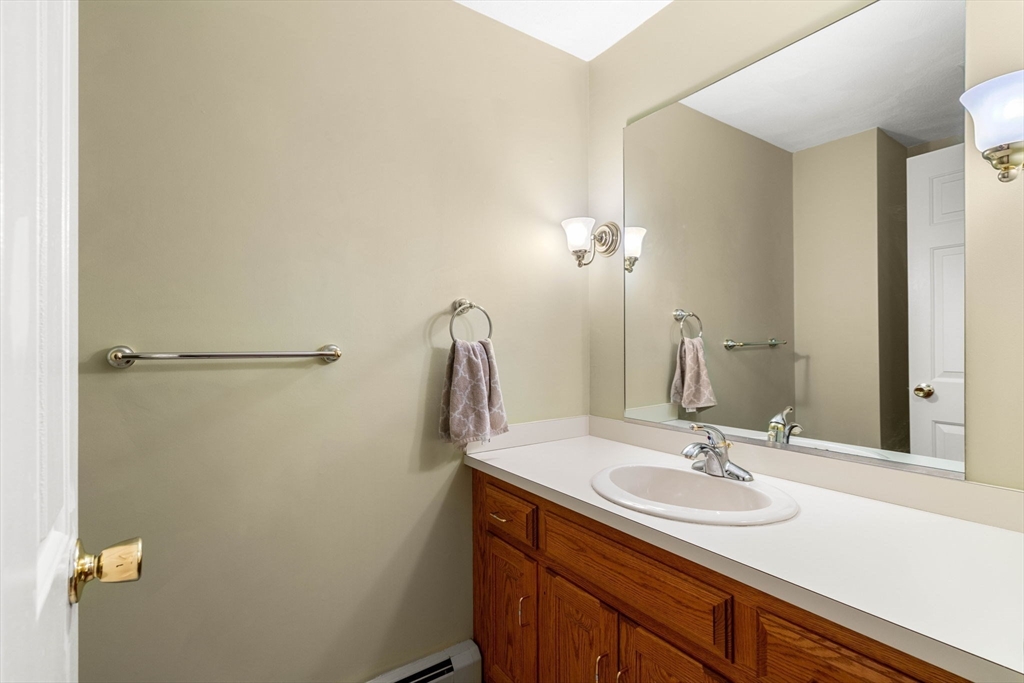 41 Gill Street, Unit A Walpole, MA 02081 - Photo 20 of 41