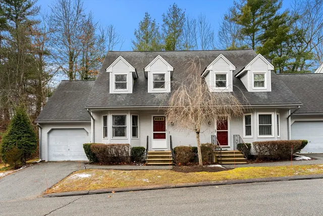 $575,000 | 41 Gill Street, Unit A, Walpole, MA 02081