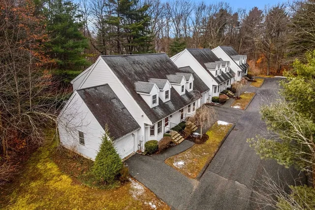$575,000 | 41 Gill Street, Unit A, Walpole, MA 02081
