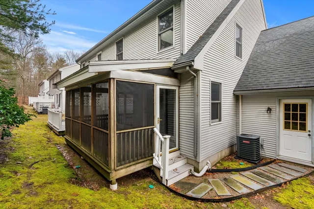 $575,000 | 41 Gill Street, Unit A, Walpole, MA 02081