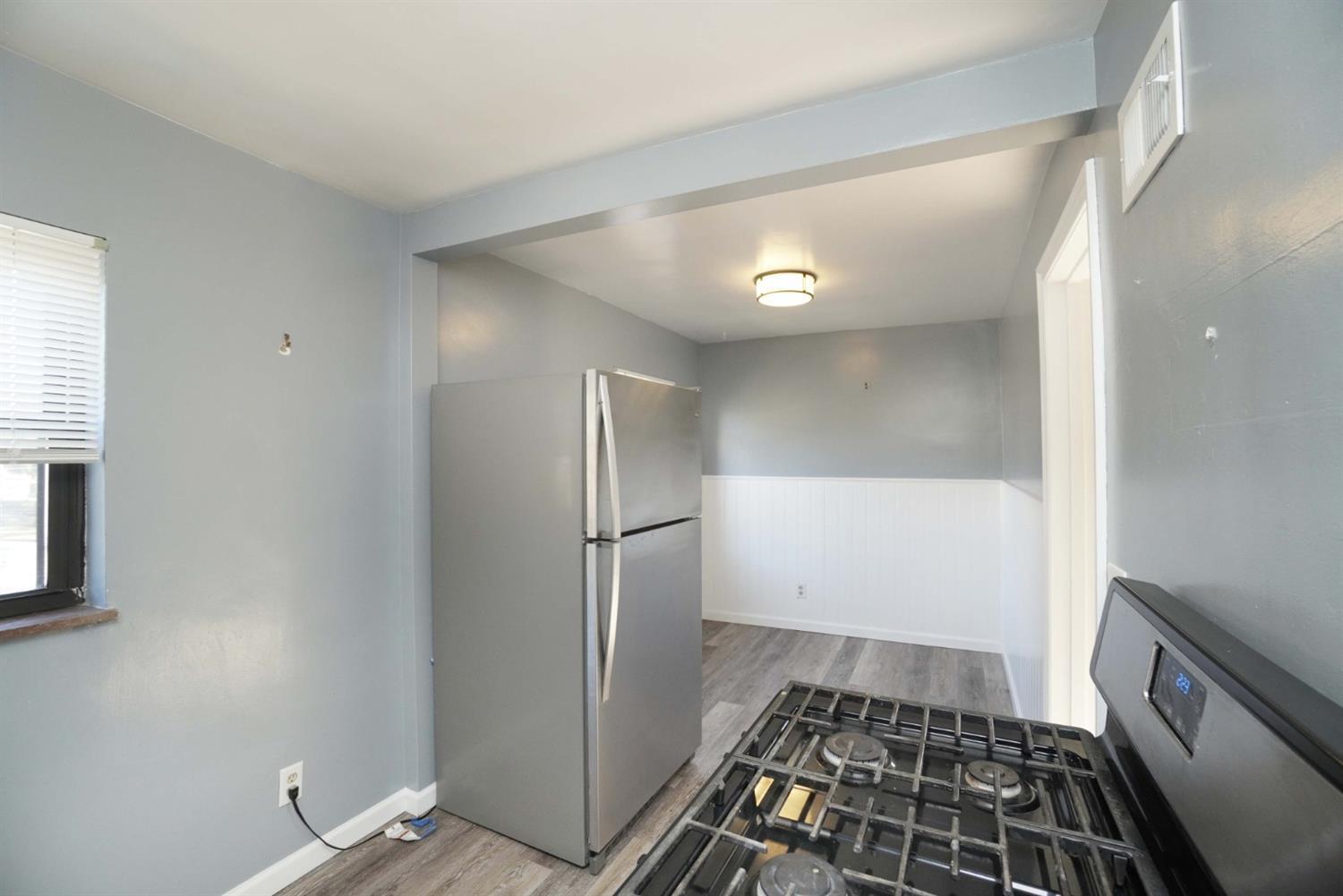 5062 Rapid Run Road Cincinnati, OH 45238 - Photo 5 of 33