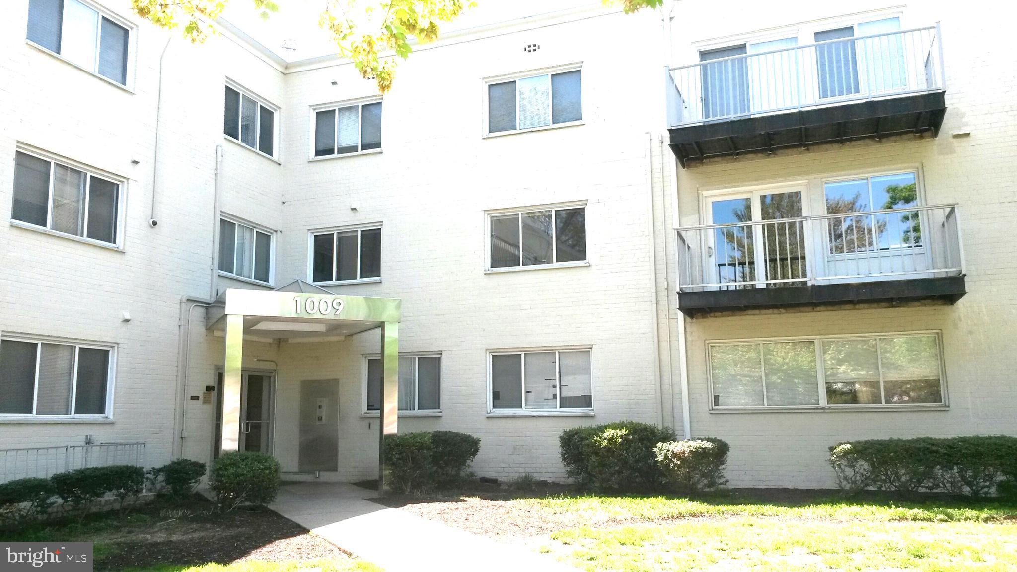 1009 Chillum Road, Unit 314 Hyattsville, MD 20782 - Photo 34 of 46 Front of building