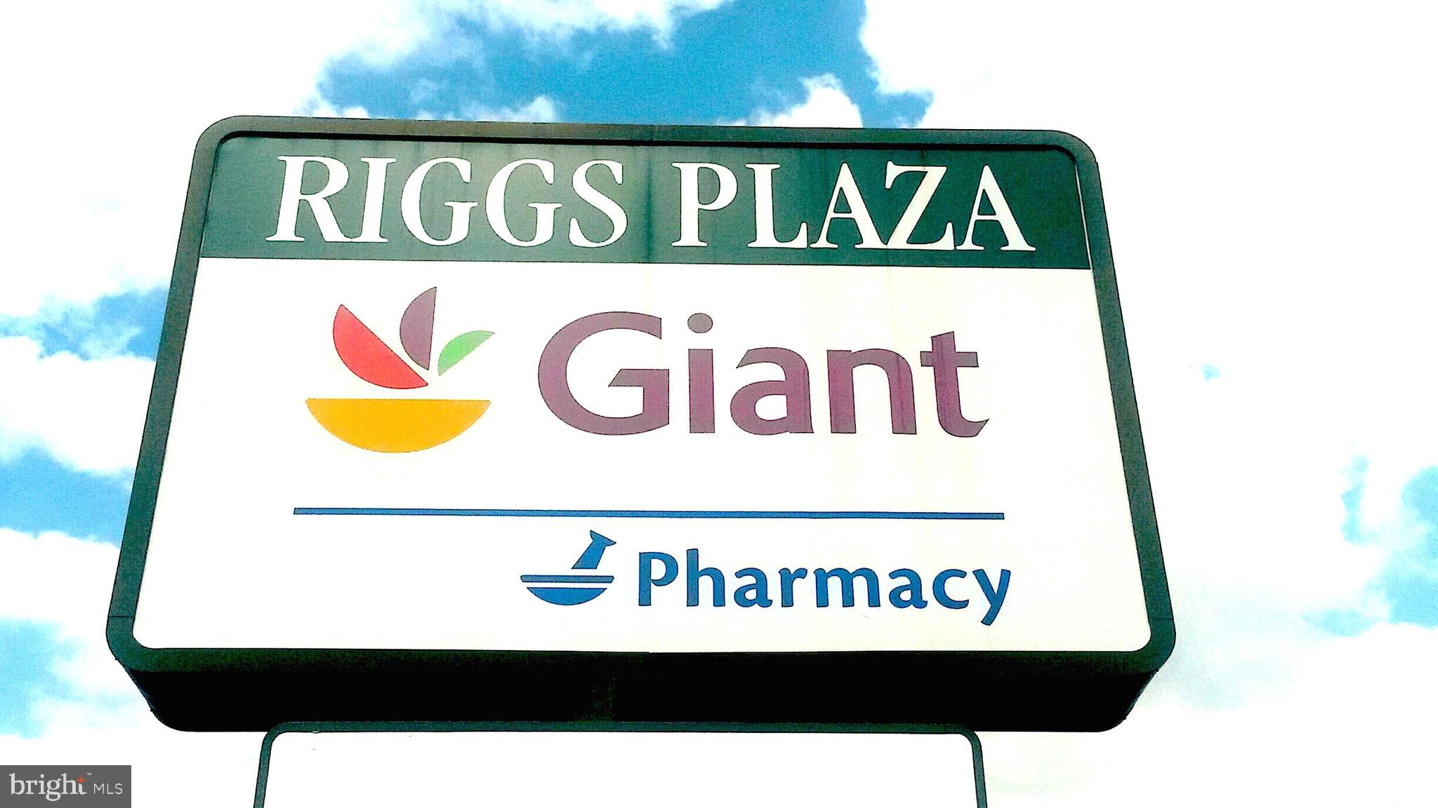 1009 Chillum Road, Unit 314 Hyattsville, MD 20782 - Photo 41 of 46 Nearby shopping, 0.5 miles