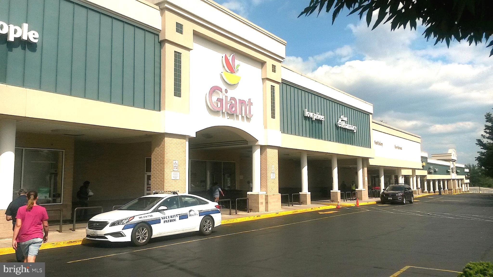 1009 Chillum Road, Unit 314 Hyattsville, MD 20782 - Photo 42 of 46 Nearby shopping, 0.5 miles