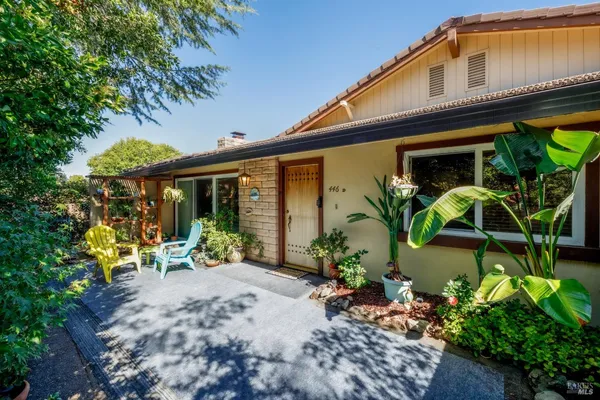 $464,900 | 446 Las Casitas Court, Unit D, Santa Rosa, CA 95403