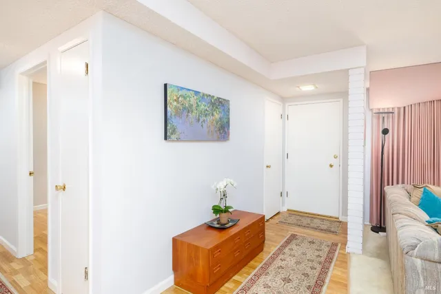$464,900 | 446 Las Casitas Court, Unit D, Santa Rosa, CA 95403