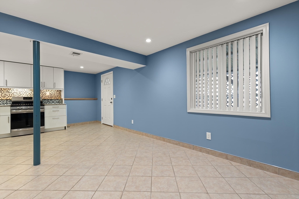190 Reney Street Fall River, MA 02723 - Photo 17 of 32 Gallery Image 17