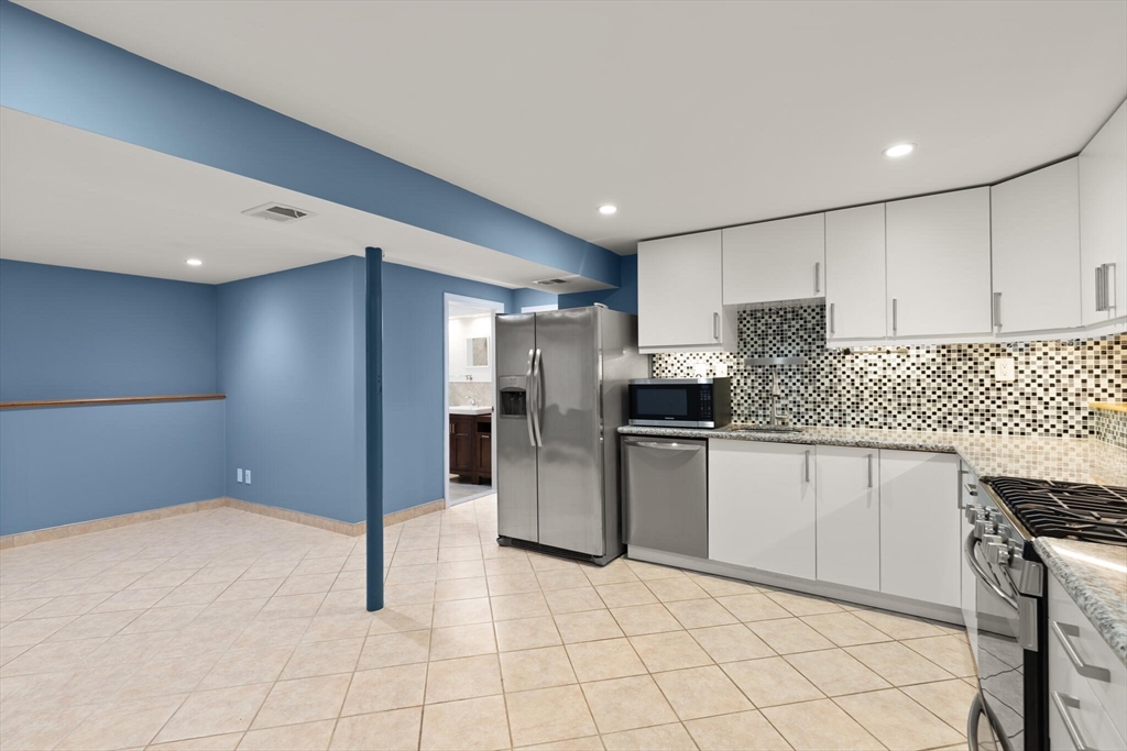 190 Reney Street Fall River, MA 02723 - Photo 18 of 32 Gallery Image 18