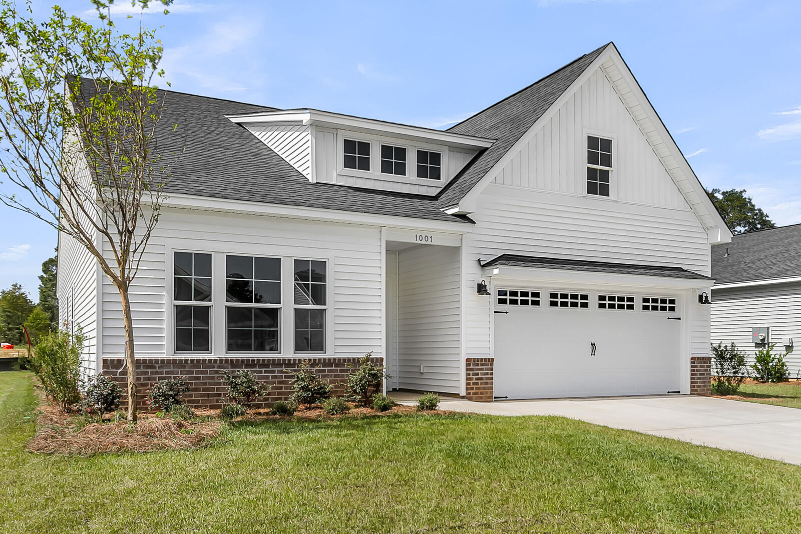 1001 Carolina Way Manning, SC 29102 - Photo 1 of 28 FMWeb01