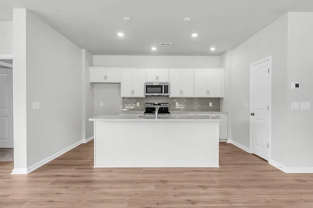 $296,000 | 1001 Carolina Way, Manning, SC 29102