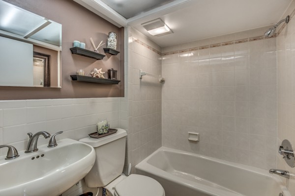 164 Boston Rock Road Melrose, MA 02176 - Photo 27 of 30 Gallery Image 27