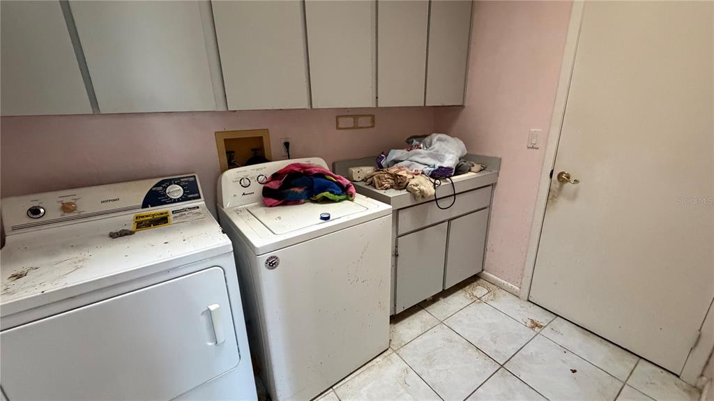 2462 Stephanie Drive Spring Hill, FL 34608 - Photo 18 of 51