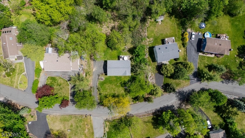 47 Winding Way Andover, NJ 07821 - Photo 37 of 42