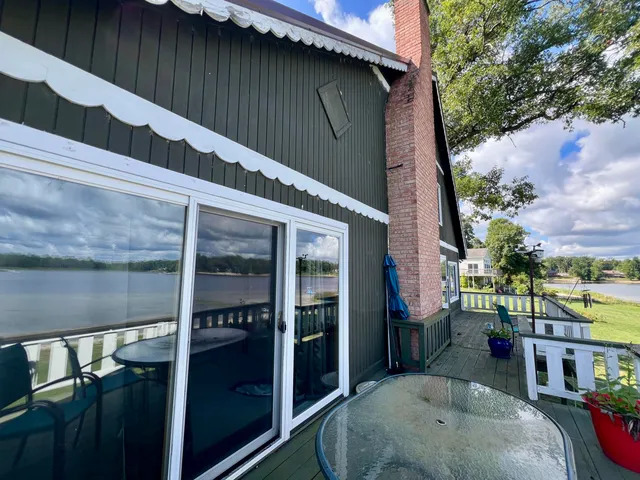 $329,000 | 7832 Highway 10, Branch, MI 49402