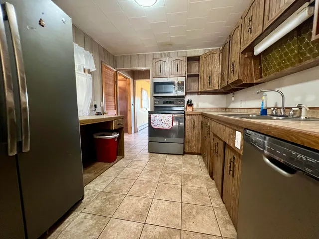 $329,000 | 7832 Highway 10, Branch, MI 49402