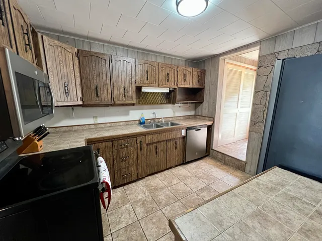 $329,000 | 7832 Highway 10, Branch, MI 49402