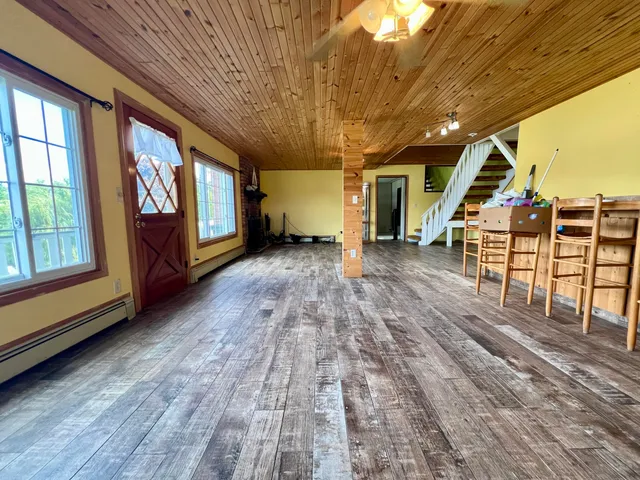 $329,000 | 7832 Highway 10, Branch, MI 49402