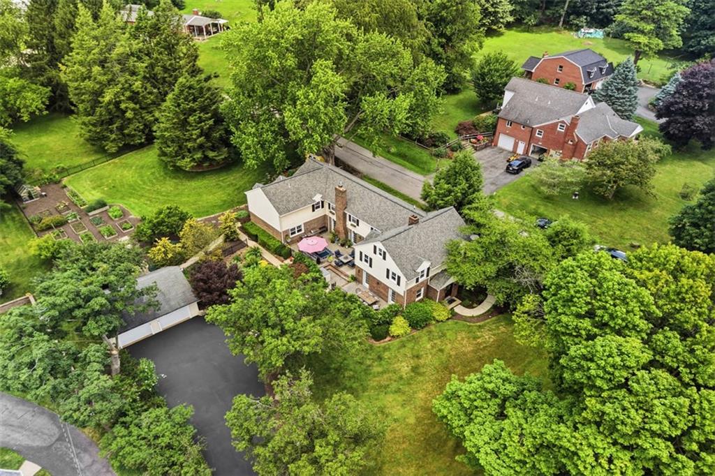 836 Old Thorn Run Road Coraopolis, PA 15108 - Photo 2 of 50