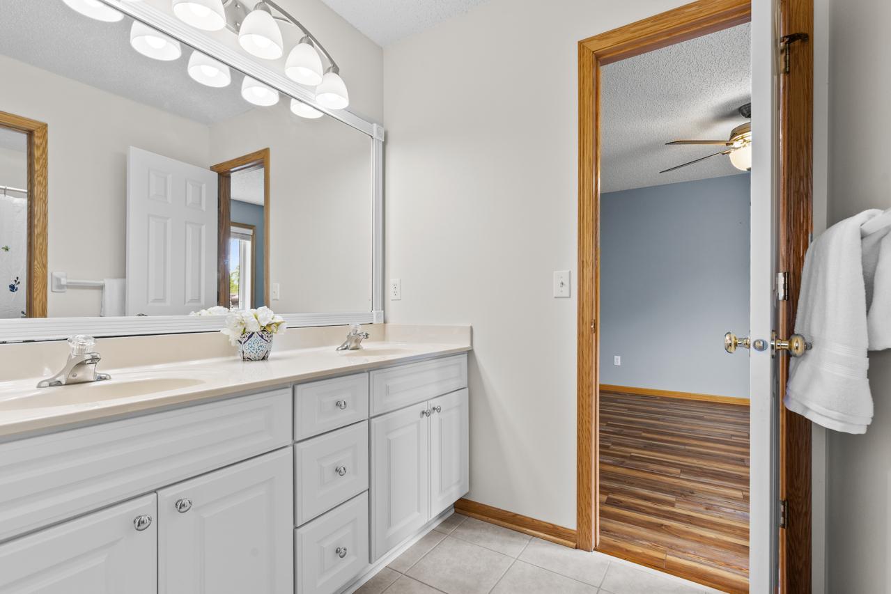 9724 Geisler Road Eden Prairie, MN 55347 - Photo 31 of 65 Gallery Image 31