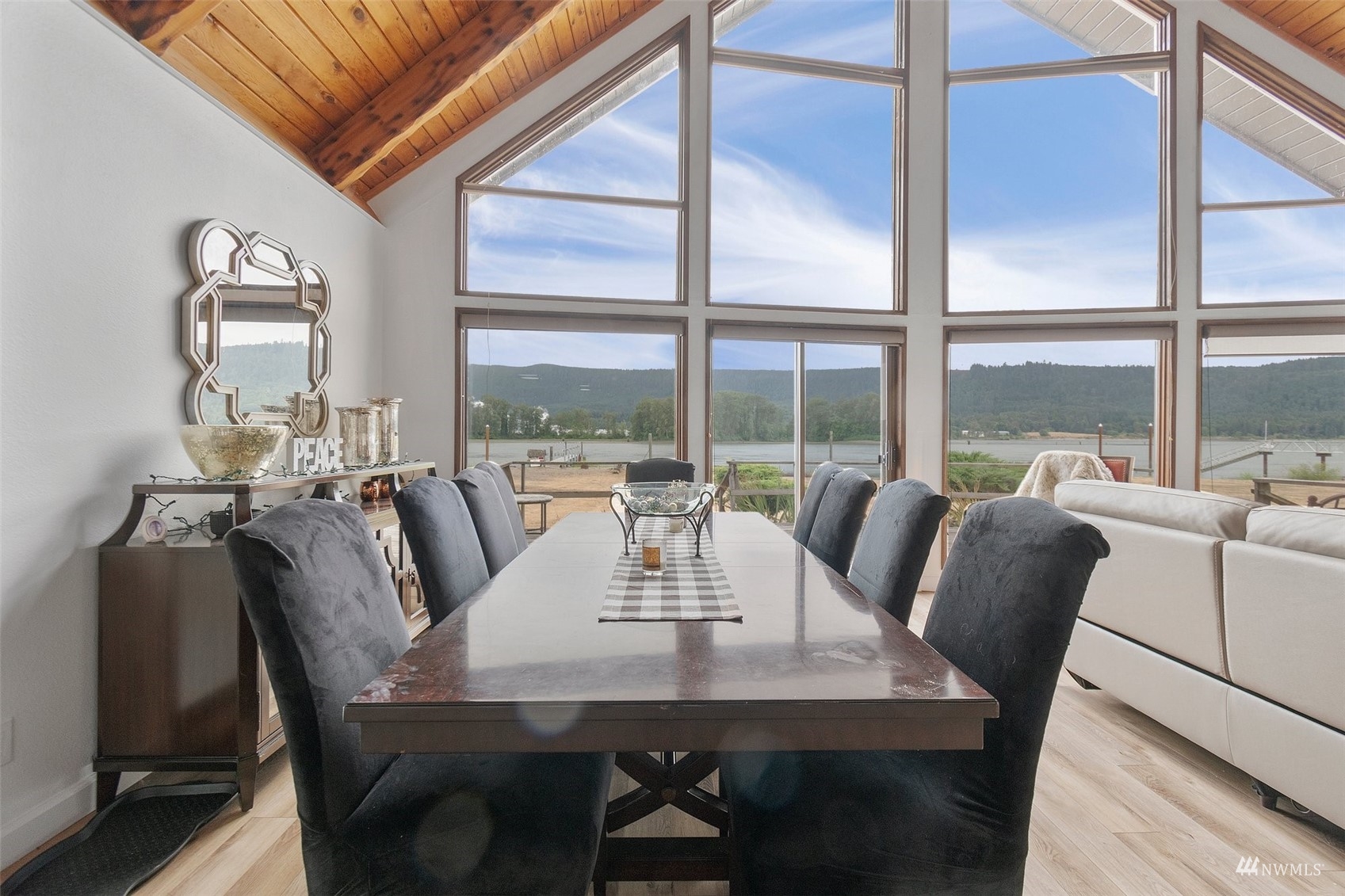 301 West Sunny Sands Road Cathlamet, WA 98612 - Photo 14 of 29 Gallery Image 14