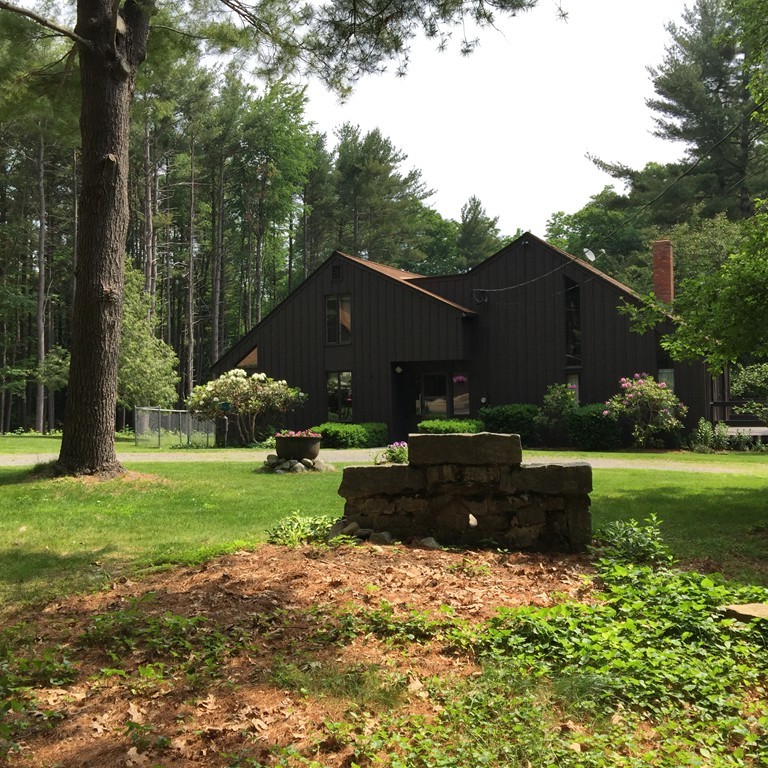 45 Gregory Road Princeton, MA 01541 - Photo 2 of 30 a front view of a house with a yard