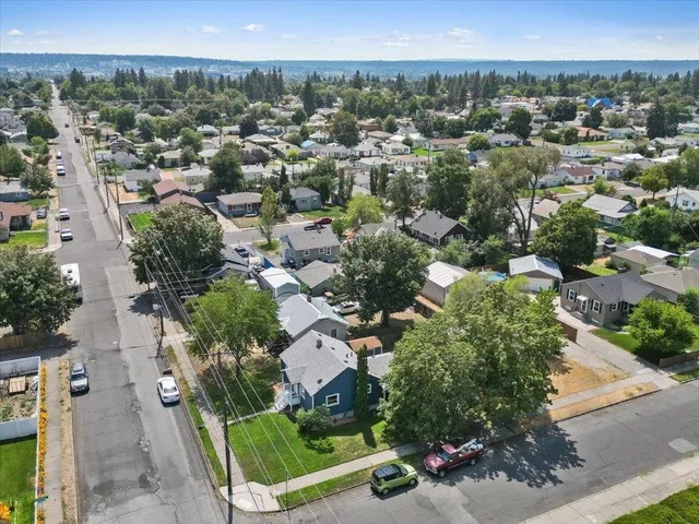 $325,000 | 4521 North Lidgerwood Street, Spokane, WA 99207