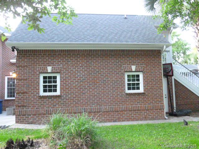 326 Ragos Lane, Unit 16 Charleston, SC 29412 - Photo 4 of 23 Gallery Image 4