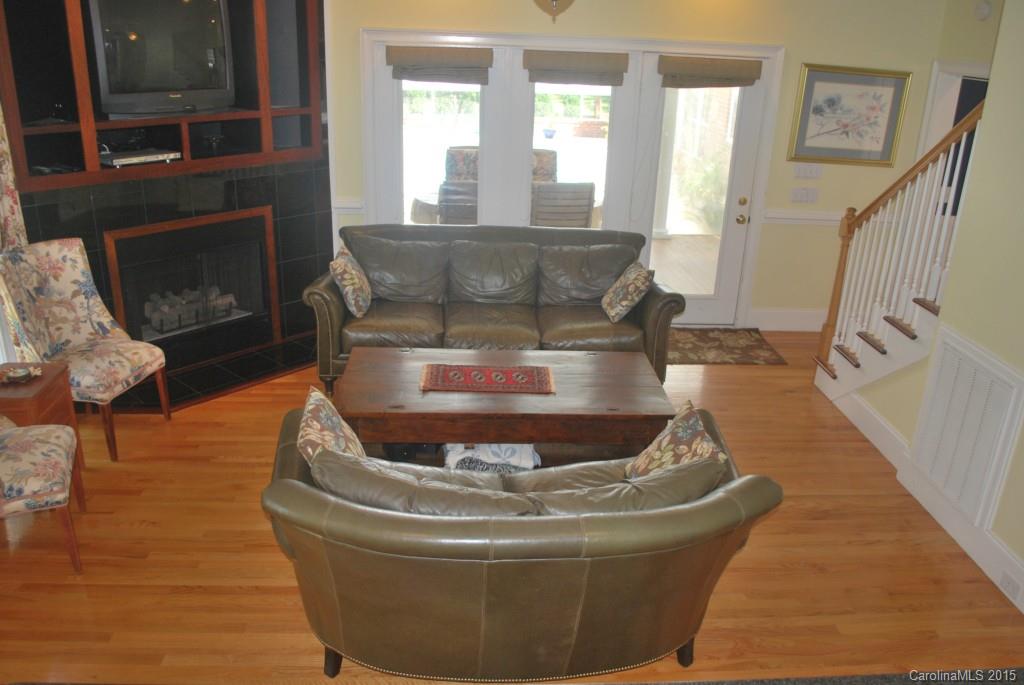 326 Ragos Lane, Unit 16 Charleston, SC 29412 - Photo 10 of 23 Gallery Image 10