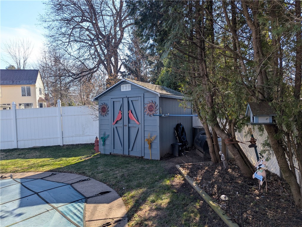 116 Grasmere Road Lockport Town, NY 14094 - Photo 3 of 39