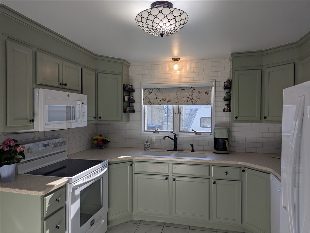 116 Grasmere Road Lockport Town, NY 14094 - Photo 36 of 39