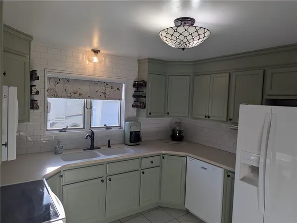 $334,900 | 116 Grasmere Road, Lockport Town, NY 14094