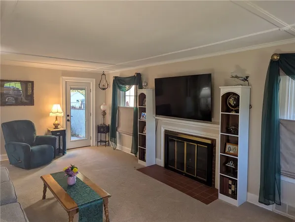 $334,900 | 116 Grasmere Road, Lockport Town, NY 14094