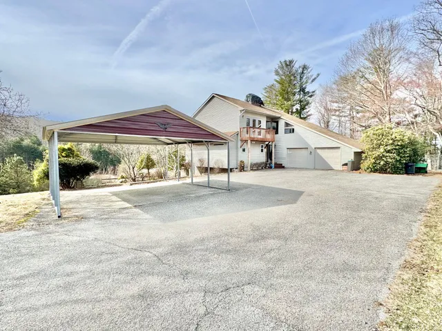 $649,500 | 9245 Patterson Drive, Bent Mountain, VA 24059
