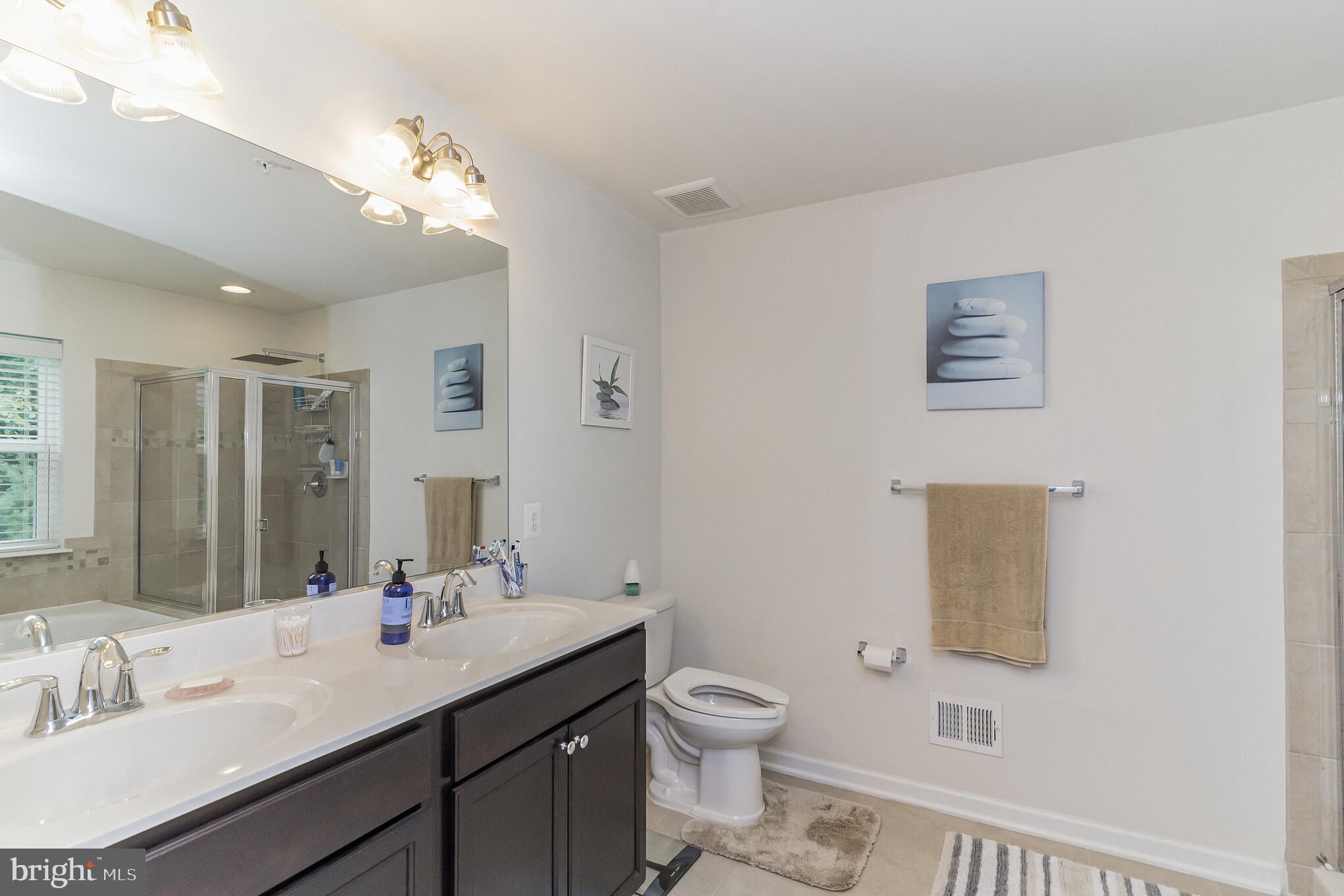 1925 Rushley Road Parkville, MD 21234 - Photo 28 of 40 Master ensuite