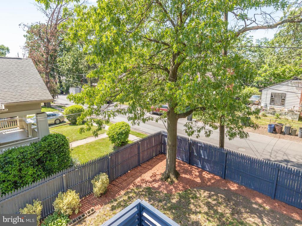 7899 Chicago Avenue Silver Spring, MD 20910 - Photo 39 of 49 View from Master balcony.