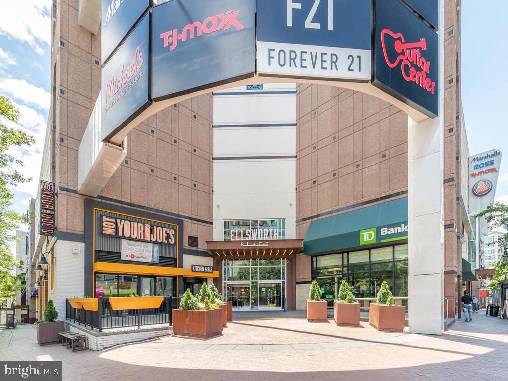 7899 Chicago Avenue Silver Spring, MD 20910 - Photo 46 of 49 Minutes to Downtown Silver Spring