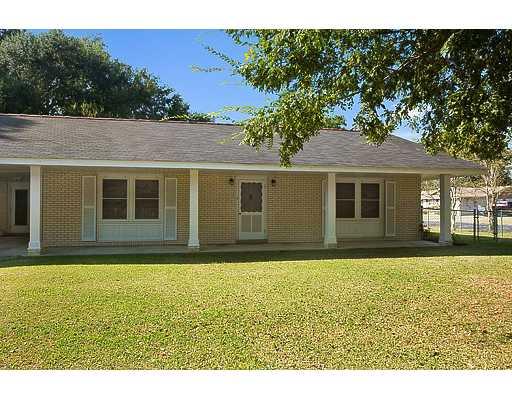 200 Wade Street Luling, LA 70070 - Photo 1 of 6 Gallery Image 1