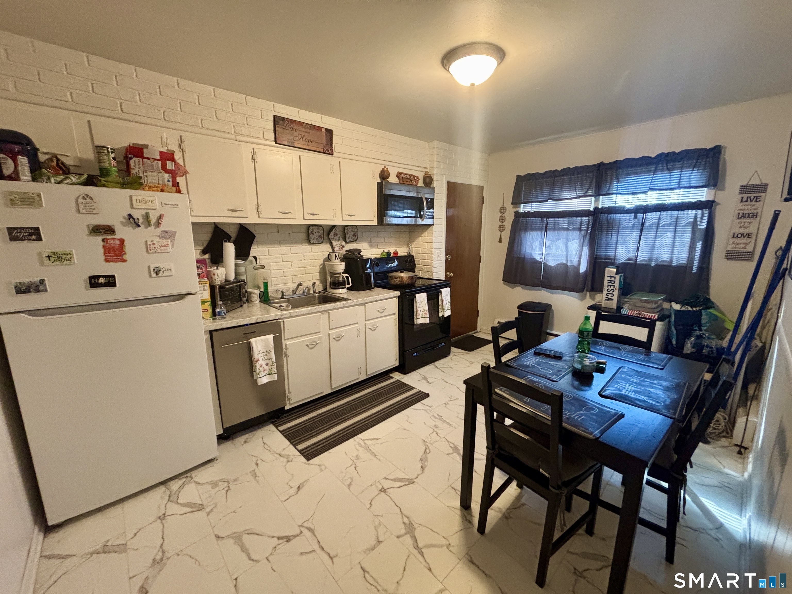 69 Oak Ridge Drive, Unit 51 New Haven, CT 06513 - Photo 5 of 20