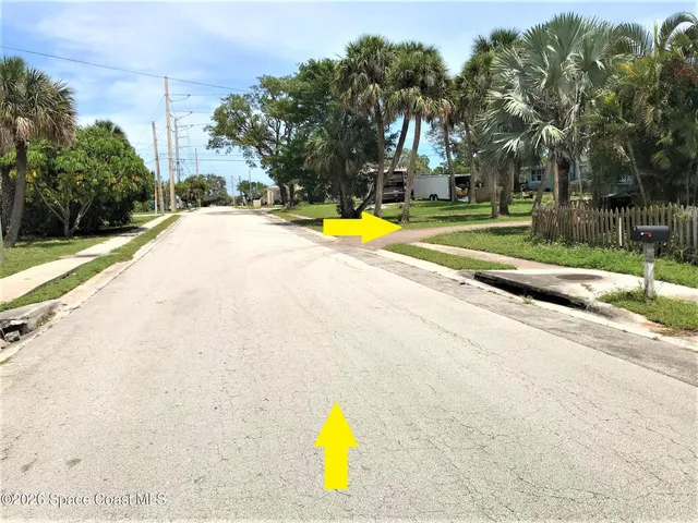 $2,700 | 1981 Guava Avenue, Unit 101, Melbourne, FL 32935