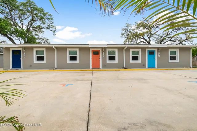 $2,700 | 1981 Guava Avenue, Unit 101, Melbourne, FL 32935