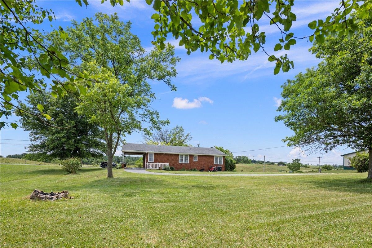 6061 Oak Shade Road Penn Laird, VA 22846 - Photo 7 of 42