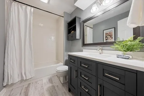 $399,900 | 1327 Northeast Depot Drive, Lee's Summit, MO 64086
