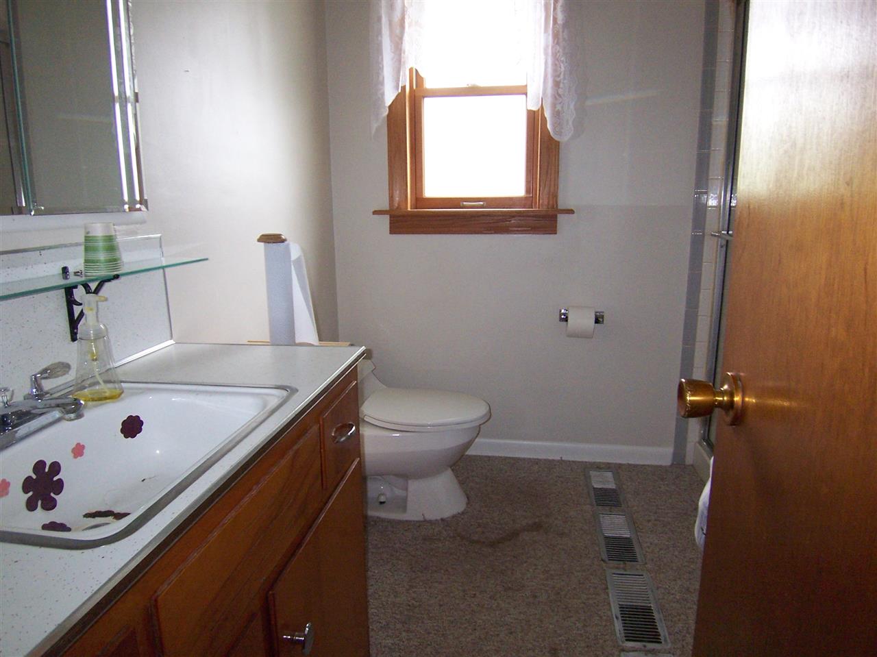 5417 South Linden Road Swartz Creek, MI 48473 - Photo 10 of 33 31380264-9.JPG
